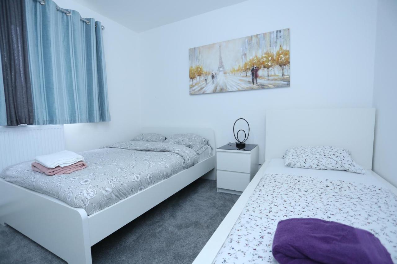 Apartmán Abbeywood Station House Londýn Exteriér fotografie